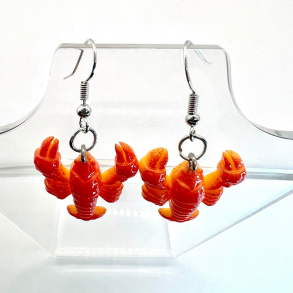 Red Lobster Earrings  - Animal Earrings - Cajun Earrings - Mardi Gras Earrings - Picture 5 of 8